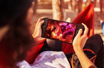 Acer Expands Gaming Lineup With Nitro Blaze 8 And Nitro Blaze 11 Handhelds