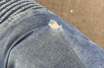 Galaxy S24 Ultra’s Sharp Edges Cause Ripped Pockets, Users Report