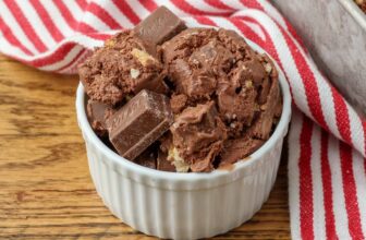 Kit Kat Ice Cream – Barefeet in the Kitchen
