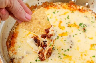 Queso Fundido – Barefeet in the Kitchen