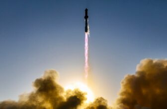 SpaceX’s Starship Disintegrates Again, Causing Major Commercial Flight Delays