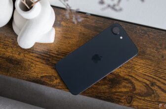 The iPhone 16e is the perfect phone for your parents