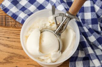 Buttermilk Ice Cream – Barefeet in the Kitchen