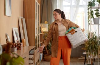 Spring Clean Your Mind: 4 Simple Ways to Declutter Your Mental Space