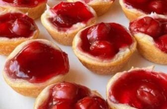 CHERRY CRESCENT ROLL MINI TARTS